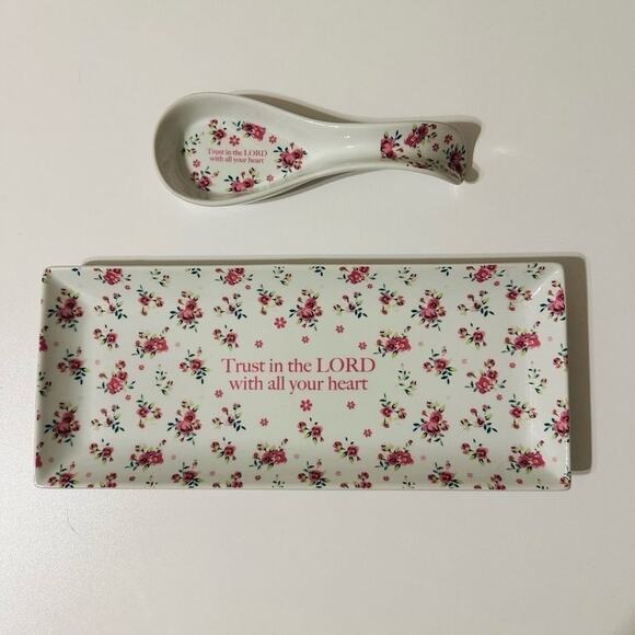 Home Essentials Other - Devotions Collection by Home Essentials Spoon Rest and tray